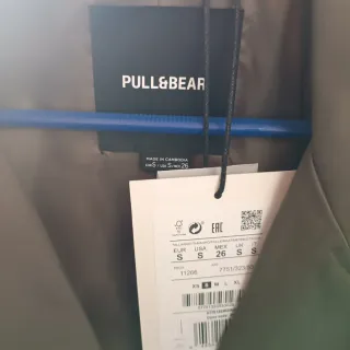 Grabardina Pull&Bear verde caqui sin estrenar