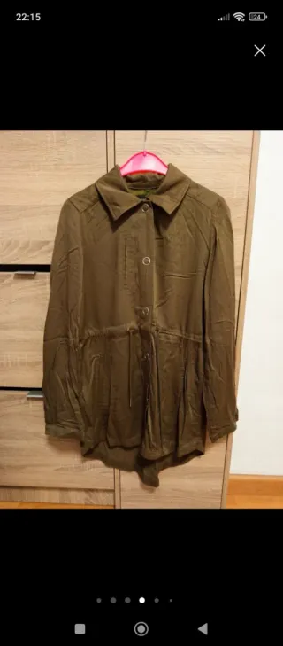 Chaqueta bordada talla S Stradivarius. OFERTAAAAAA