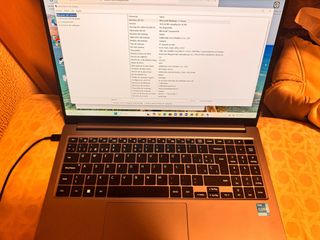 Portátil Samsung Galaxy Book2 NP750XGJ