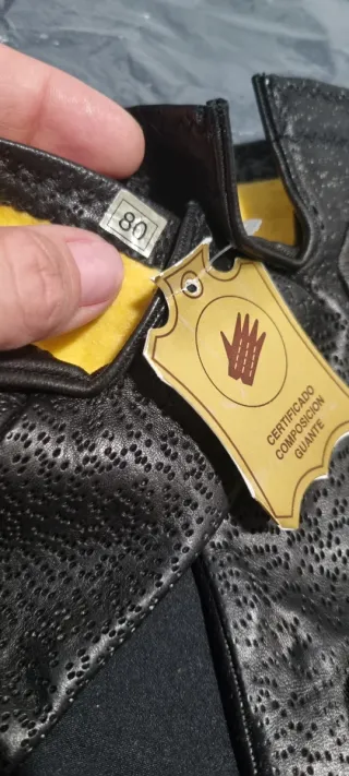 Guantes de piel negros perforados talla 8