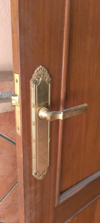 3 Puertas Interiores Madera con Marcos