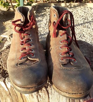 Botas de montaña de cuero