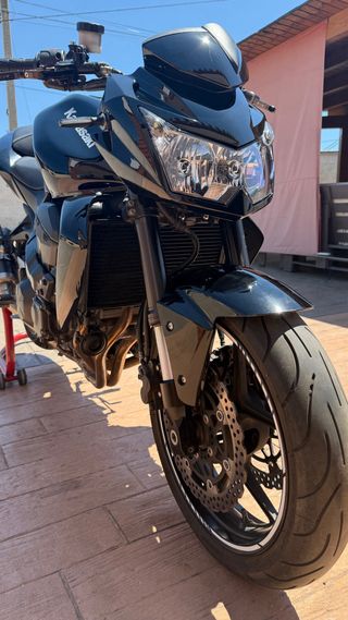 Kawasaki Z750 Negra