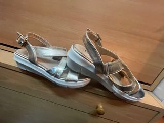 Sandalias blancas talla 38