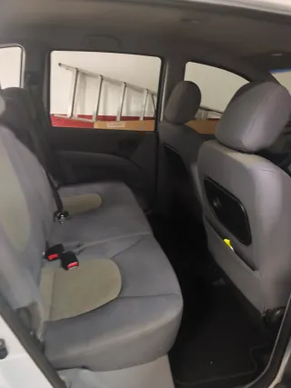 hunday  Matrix  2005