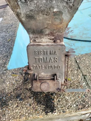 Sistema tomas caldera leña Roca