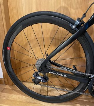 Bicicleta Pinarello GAN T600 Carbono