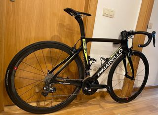Bicicleta Pinarello GAN T600 Carbono
