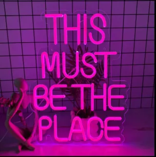 Lampada Neon LED "This Must Be The Place"
