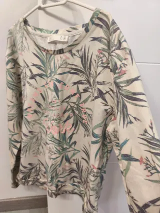 Sudadera estampada floral talla L