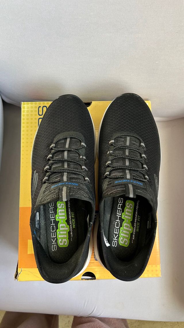 Skechers Deportivas Negras Talla 41.5
