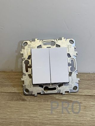 Interruptor doble va