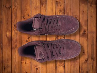 Nike Air Force 1 '07 Suede Borgoña