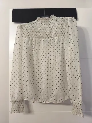 Blusa blanca con estampado