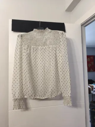 Blusa blanca con estampado