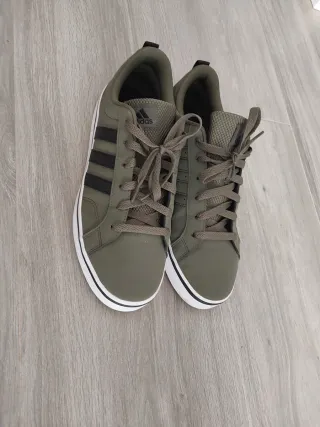 Adidas VS Pace 2.0 Verde Oliva y Negro