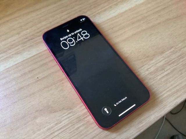 iPhone 12 mini rojo 64GB NO NEGOCIAR