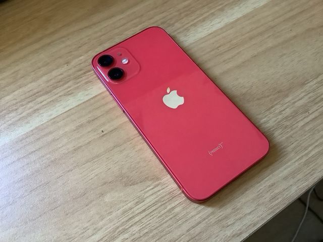 iPhone 12 mini rojo 64GB NO NEGOCIAR