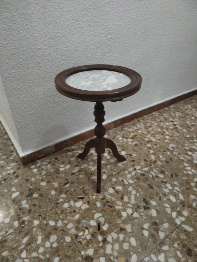 Tavolino antico in legno e marmo