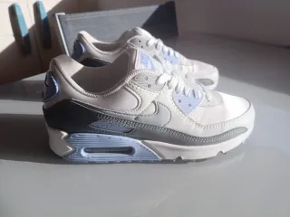 Zapatillas Nike Air Max Blancas y Grises