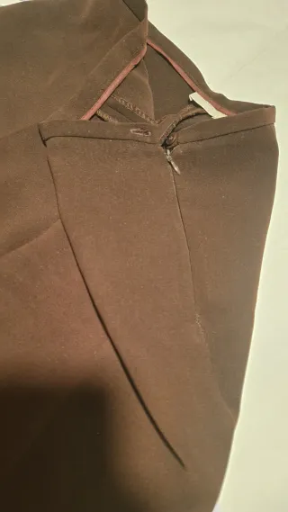 Traje chaqueta Cortefiel color berenjena