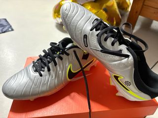 Botas de fútbol Nike Tiempo Plata