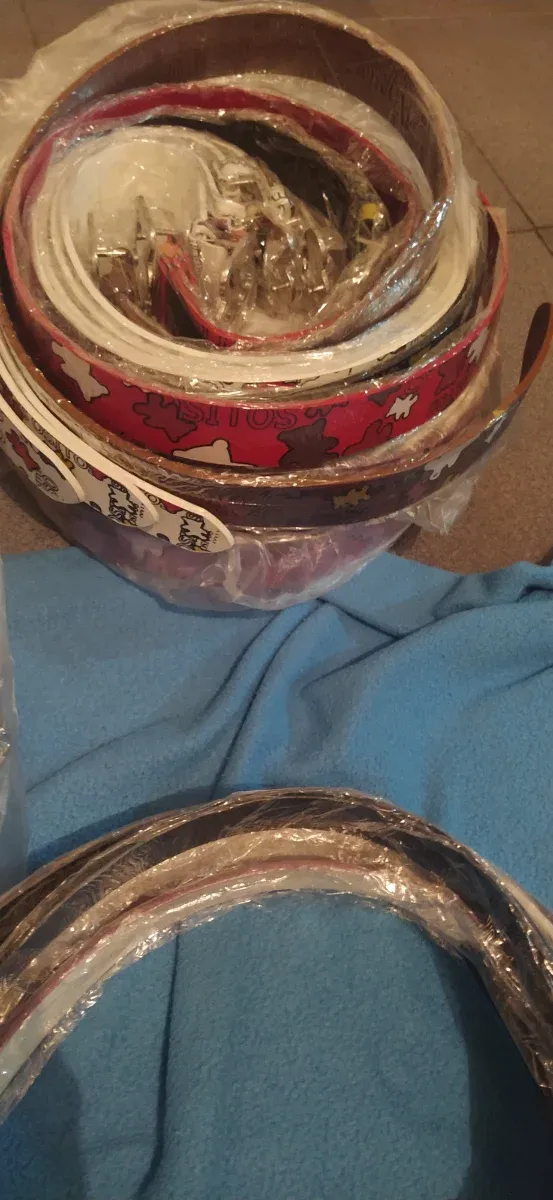 Lote de cinturones de moda