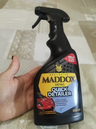 Limpiador y abrillantador de coches. Nuevo