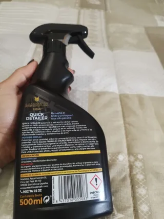 Limpiador y abrillantador de coches. Nuevo