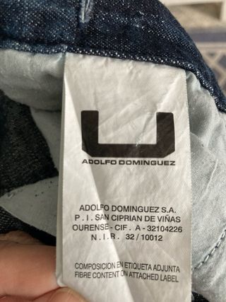 Pantalón vaquero Adolfo Domínguez niña