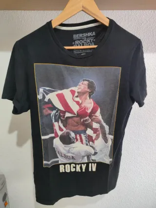 Camiseta Bershka Rocky IV Hombre Negra