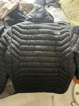 Chaqueta Negra Plumas