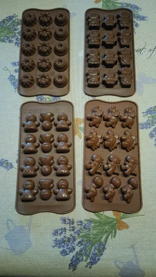 Stampi Silicone per Dolci (4 Pezzi)