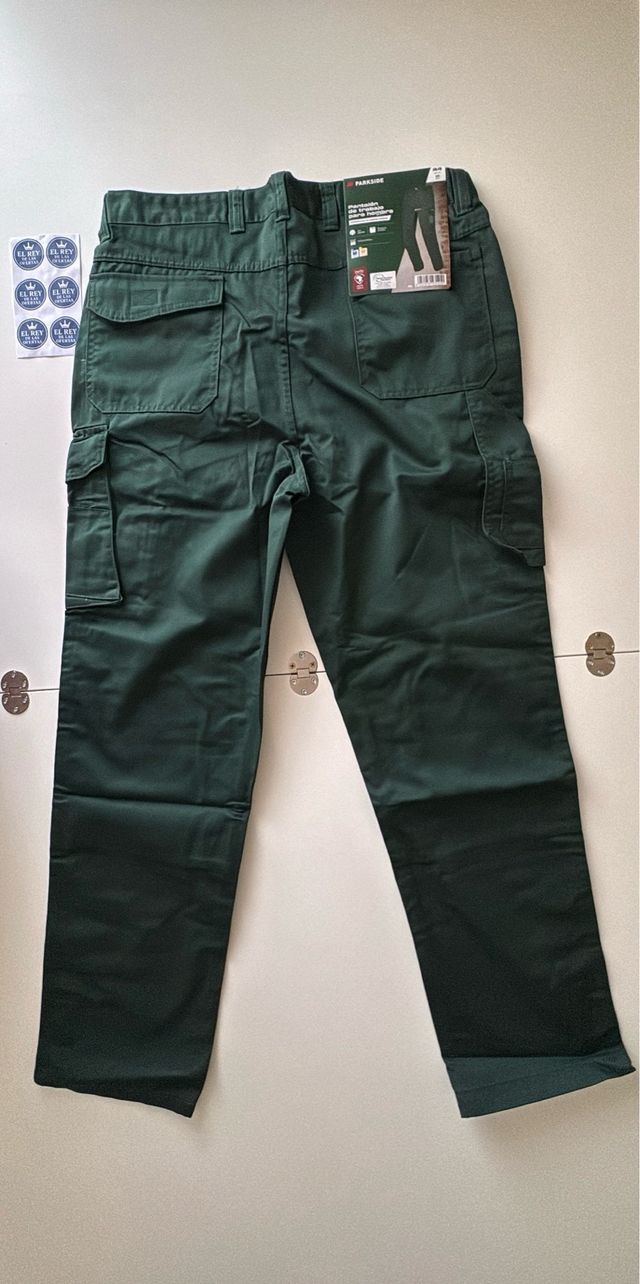 Pantalón Cargo Verde Talla 44