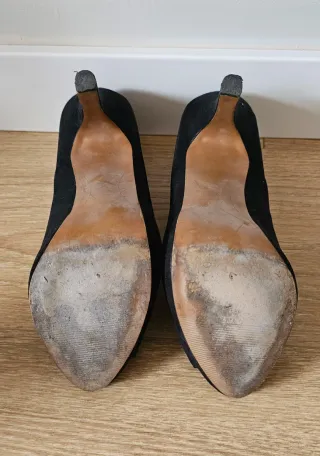 Zapatos tacón negros ante peep toe