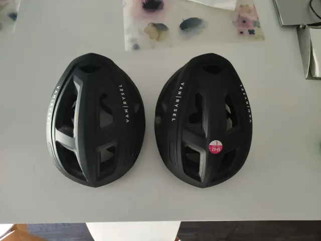 Casco Van Rysel RoadR500. Talla L Negro.