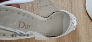 Zapatos Doriani tacón blanco pedrería