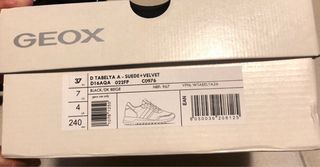 Geox Sneakers Diseño Negro/Dorado Talla 37