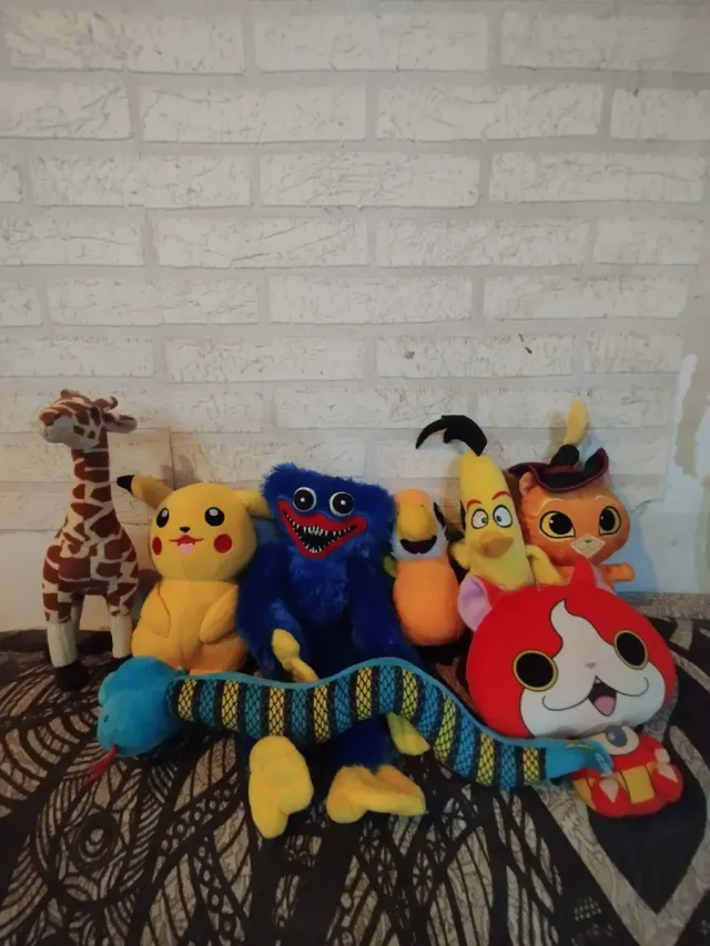 Lote de peluches variados
