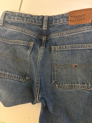 Vaqueros niño Tommy Hilfiger azules talla 11 (140c