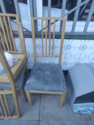 3 Sillas de Comedor Madera y Tela 10€ las 3