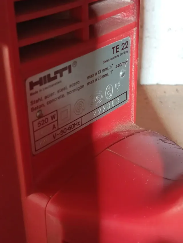 Taladro Hilti TE22 + Brocas