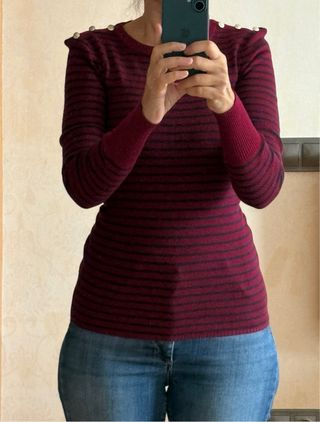 Jersey Stradivarius rayas burdeos y azul marino