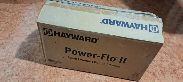 Bomba Piscina Hayward Negra Transparente