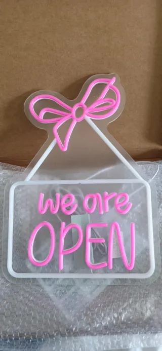 Lampada Neon LED "We are OPEN" fiocco