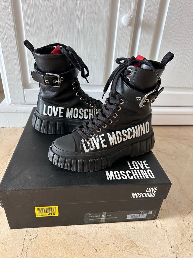 Stivali Love Moschino originali