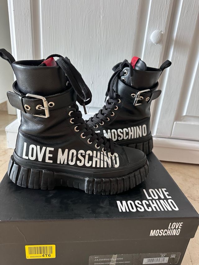 Stivali Love Moschino originali