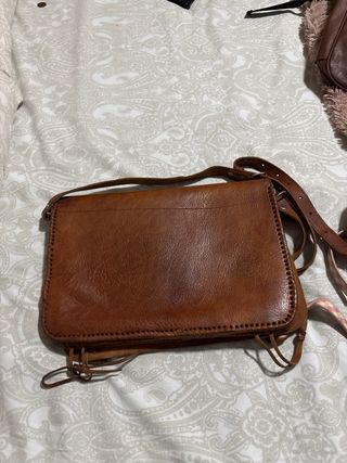 Bolso de piel grabado marrón