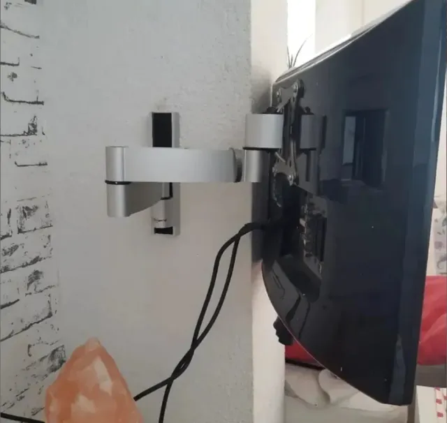 Brazo extensible para pantalla