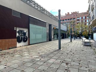 Garaje en alquiler en Barañain